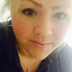 Meet your Posher, Stacy